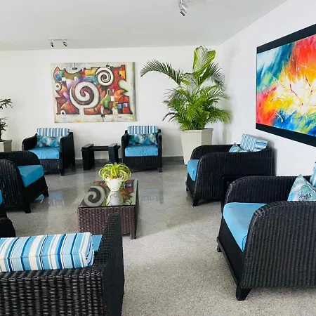 Hermoso Apartamento Vista Al Mar Edificio Palmetto 1 *